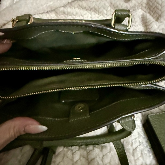 Coach Mini Sage Carryall in military green crossgrain leather with wallet - Picture 4 of 10